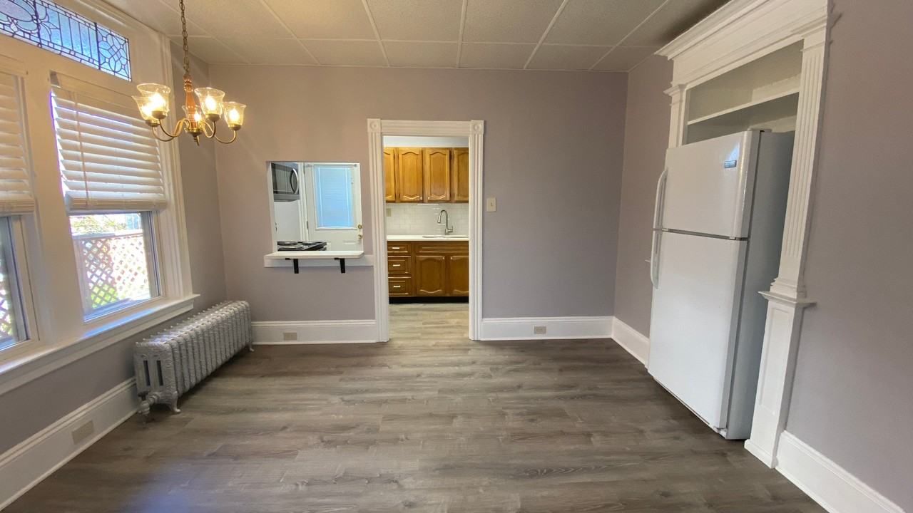 332 W Lemon St #1 - Photo 5 of 18