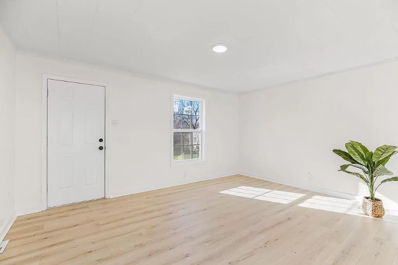 337 N 35th St - Photo 4 of 20