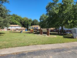 featured image of 818 Villa Ct #D