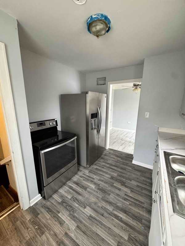 3315 Webber St - Photo 2 of 23