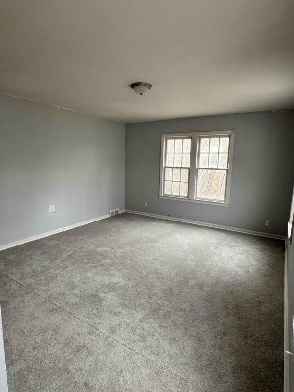 3315 Webber St - Photo 7 of 23