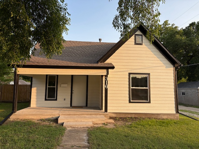 316 Ne 10th St