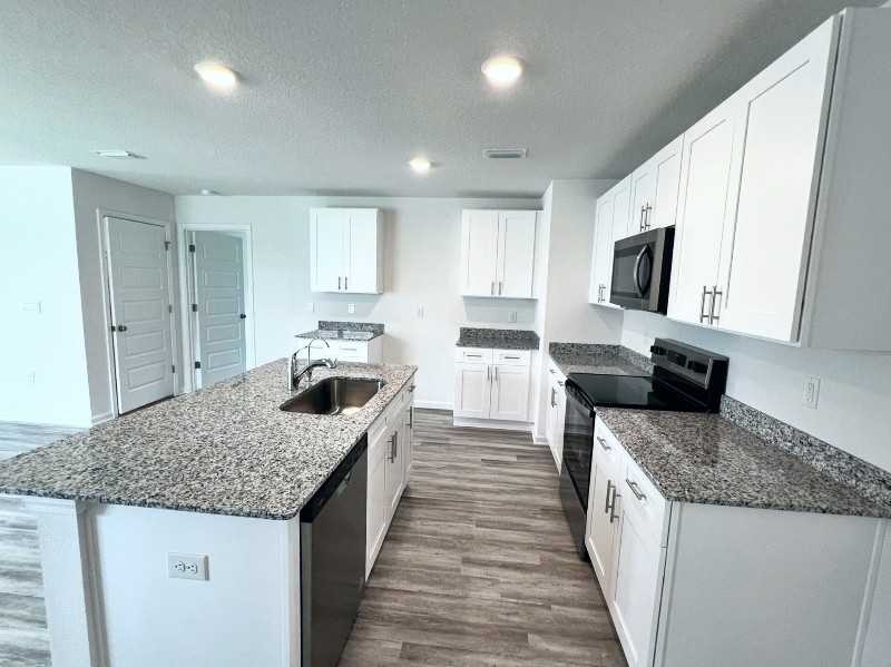 138 Speckled Trout Ln N - Photo 3 of 19