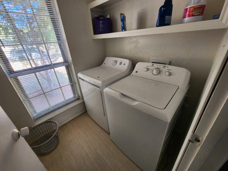 2202 Shannon Ln - Photo 5 of 11