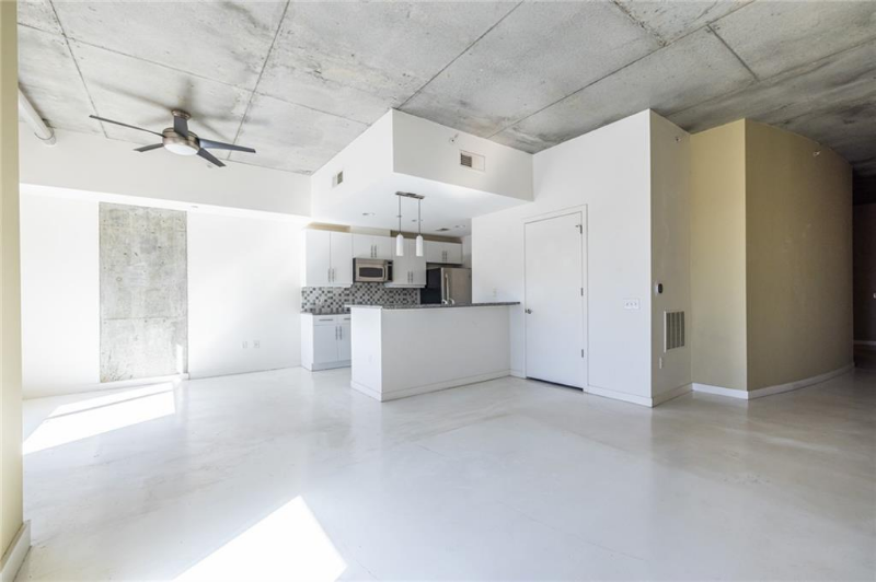 335 W Ponce De Leon Ave #506