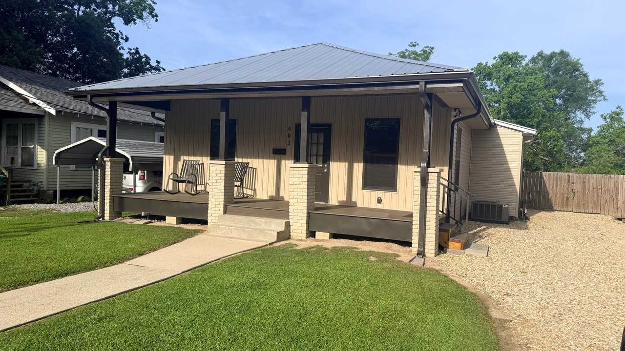 402 S Cherry St - Photo 2 of 12
