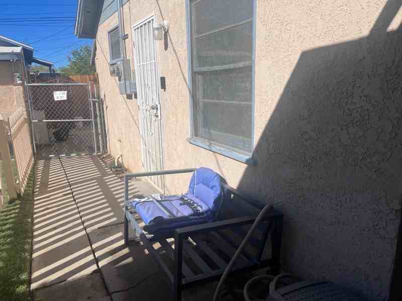 44515 1/2 Cedar Ave - Photo 2 of 10