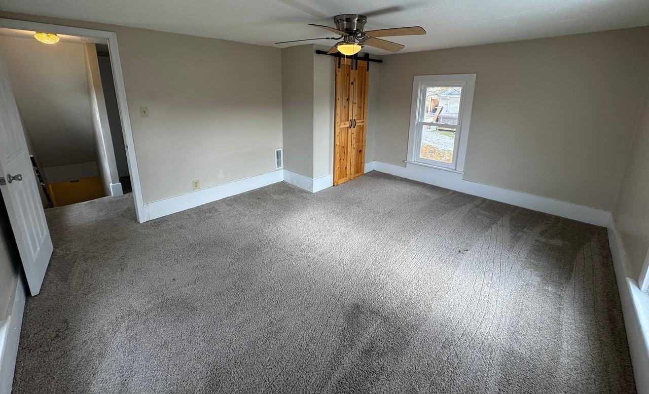 834 W Martin St - Photo 7 of 8