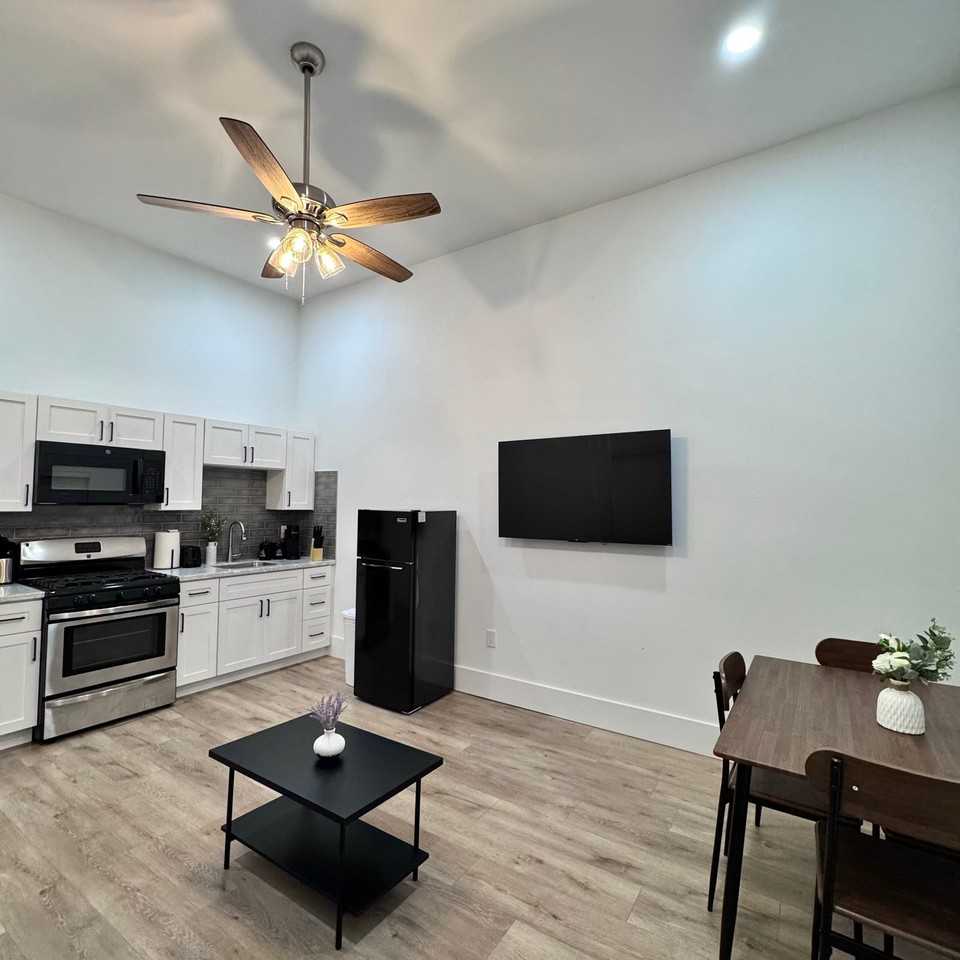 2809 3rd St - Photo 6 of 13