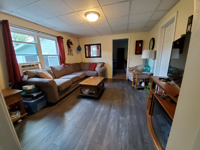 243 Park Ave - Photo 3 of 11