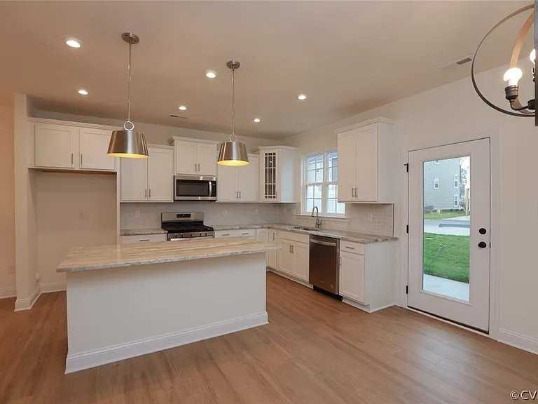 6131 Belay Dr - Photo 4 of 20