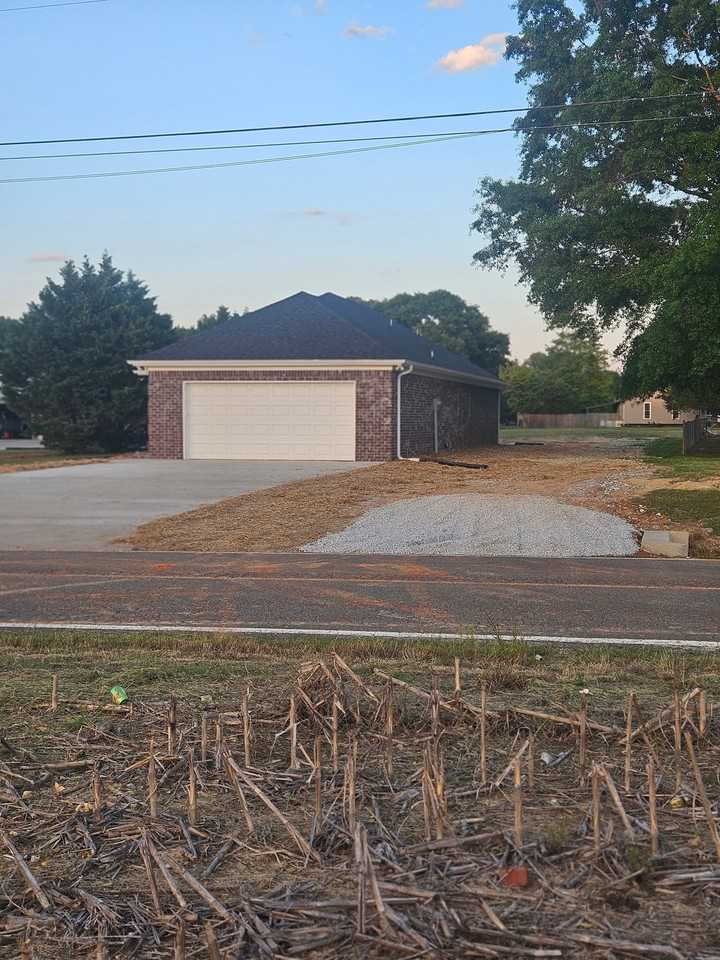 20574 Johnson Rd - Photo 2 of 31