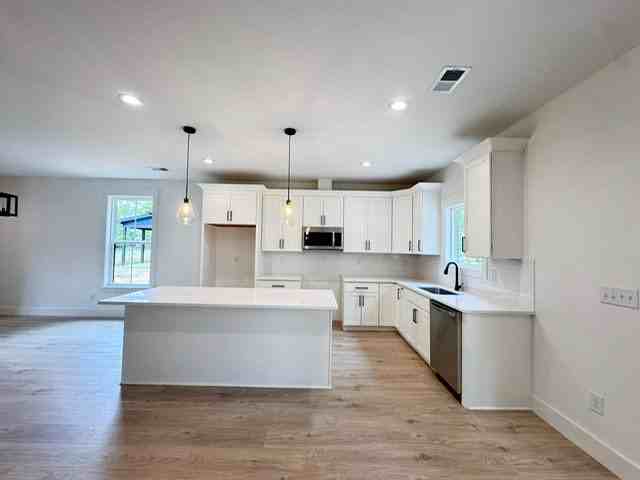 960 Goodjoin Rd - Photo 4 of 18