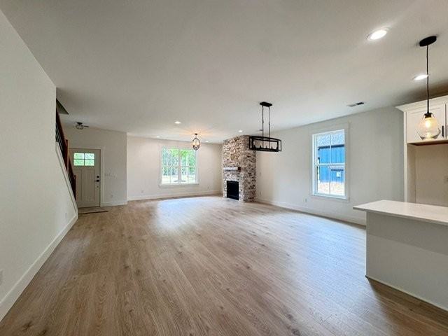 960 Goodjoin Rd - Photo 5 of 18