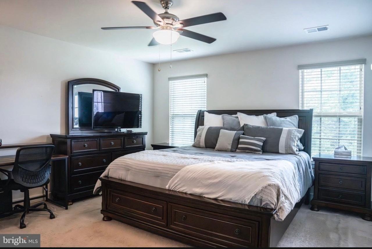 5704 Richmanor Ter - Photo 6 of 10
