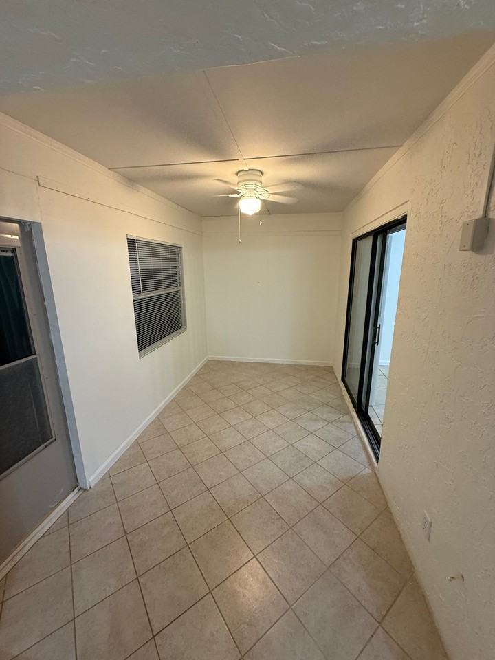 4404 Rockcrest Cir - Photo 5 of 9