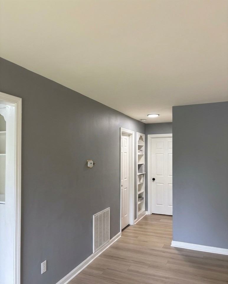 2243 Admiral Dr #2245 - Photo 2 of 8