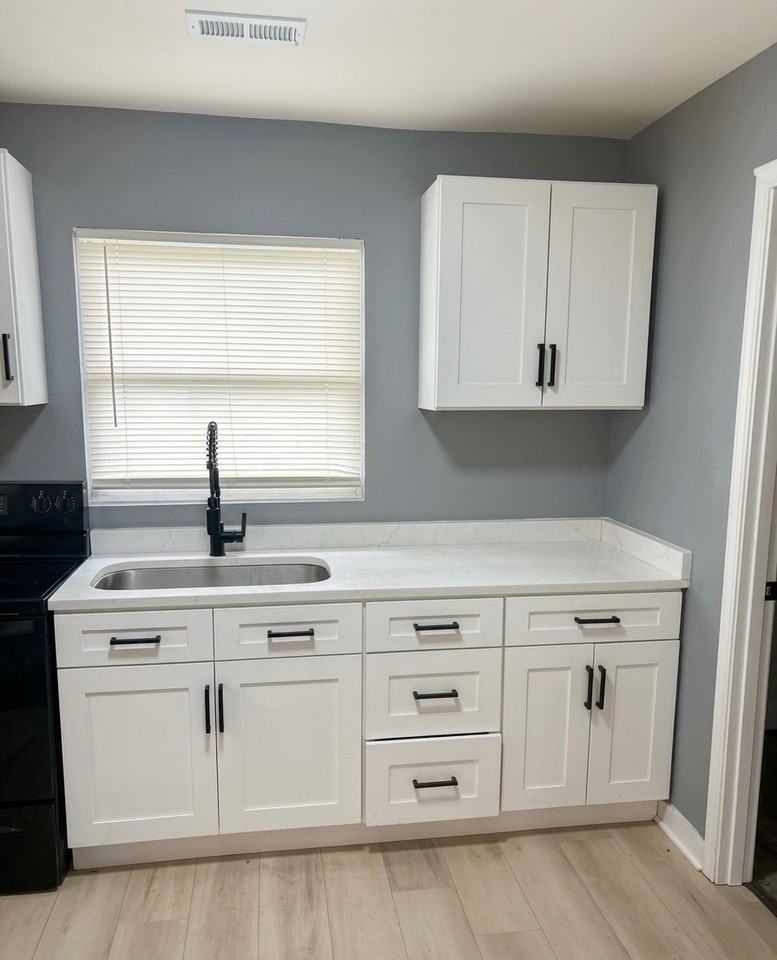 2243 Admiral Dr #2245 - Photo 5 of 8