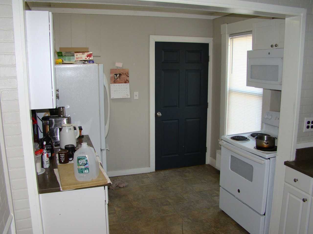 86 School St #2