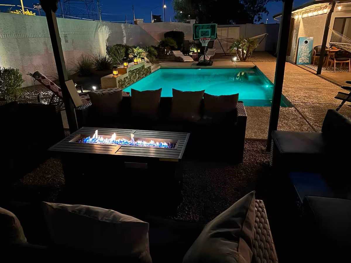 609 N Balboa Cir - Photo 6 of 10
