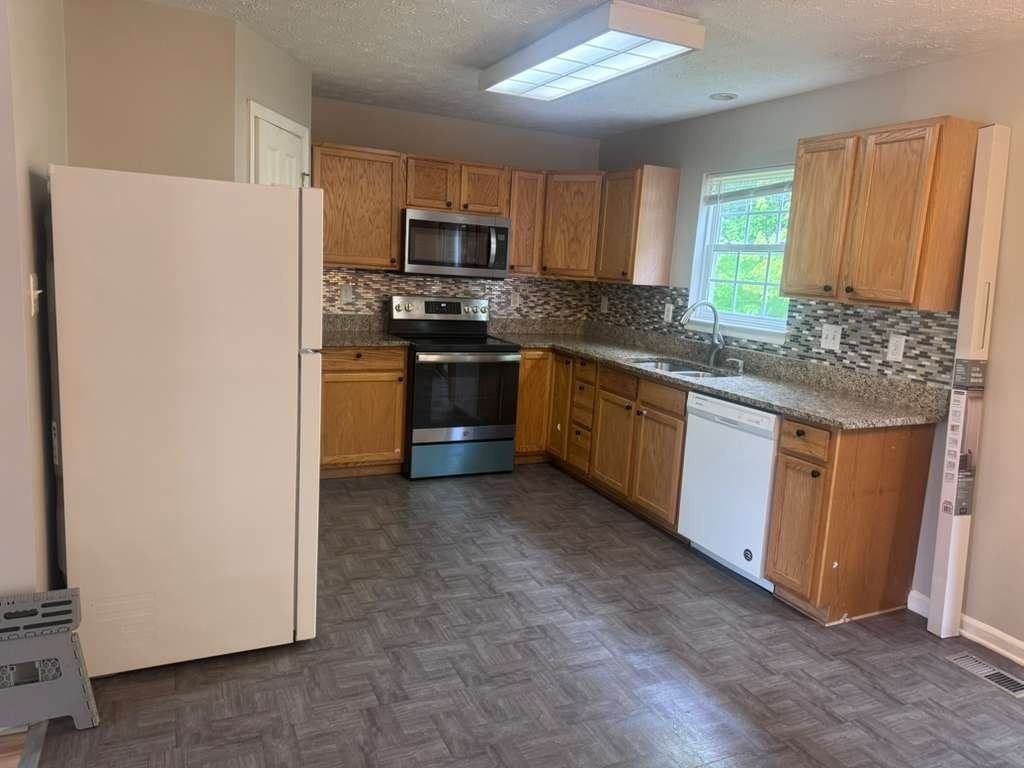 2816 Profitt Path - Photo 5 of 16