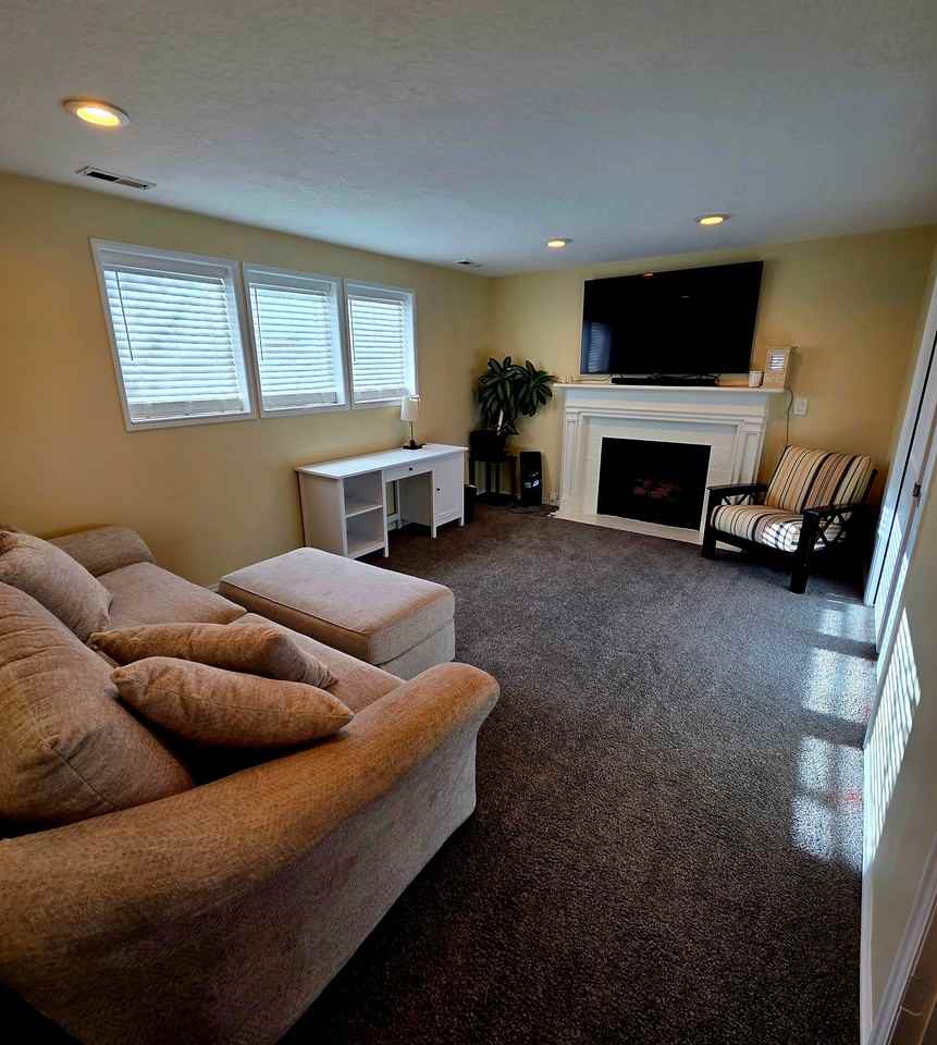 2205 E Buttonwood Dr - Photo 5 of 20