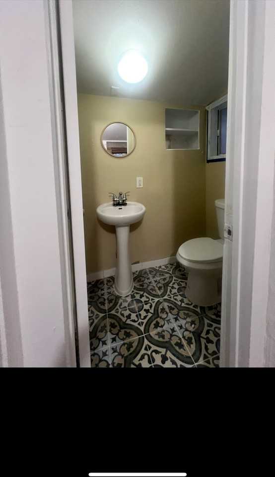 1836 Cedar St #1 - Photo 6 of 8