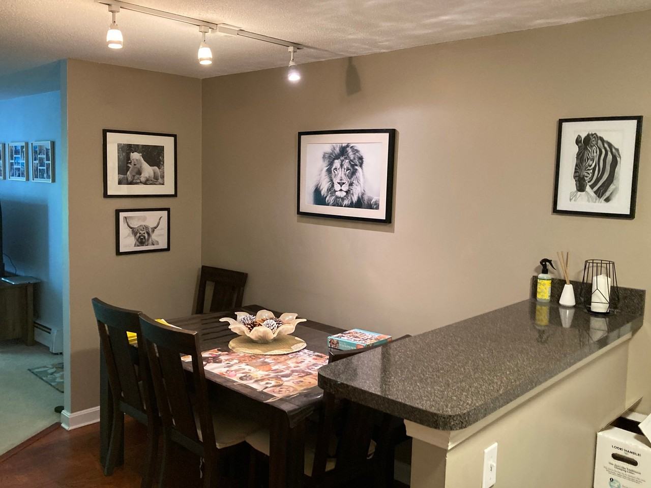 21 Pine St - Photo 3 of 12