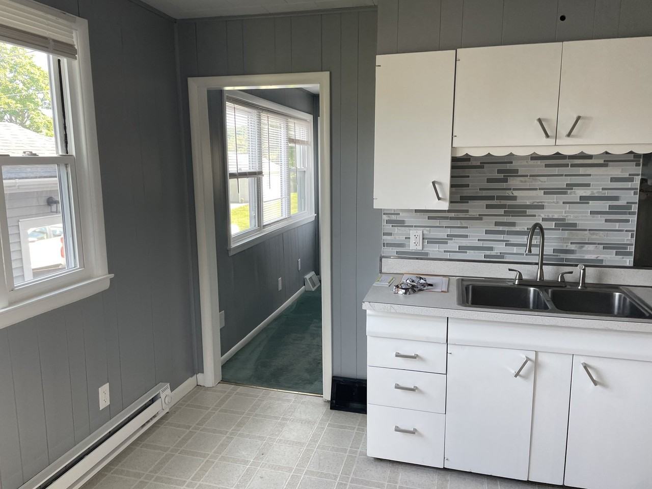 208 William St - Photo 4 of 16