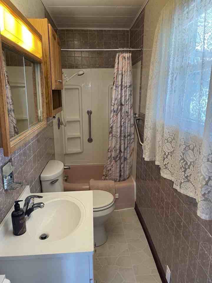 208 William St - Photo 7 of 16