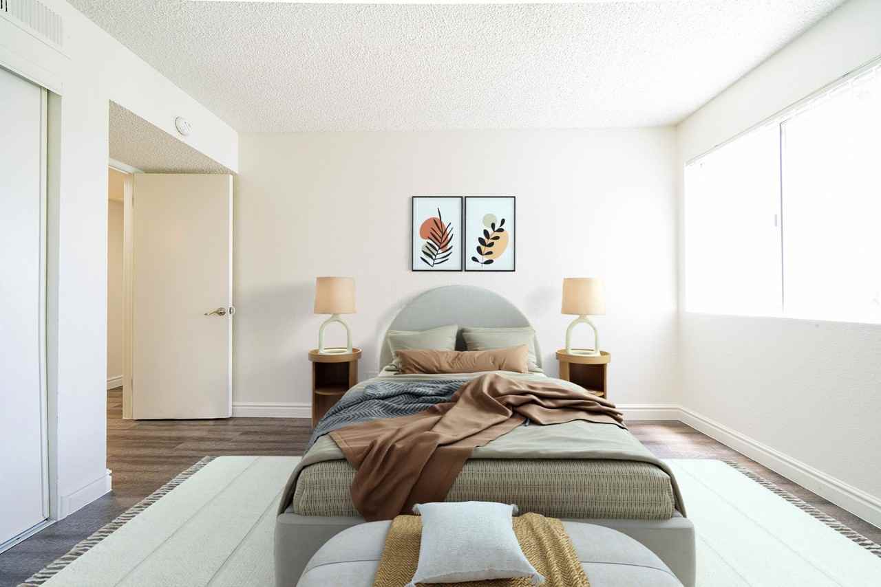 281 Weston Cir #4 - Photo 5 of 11