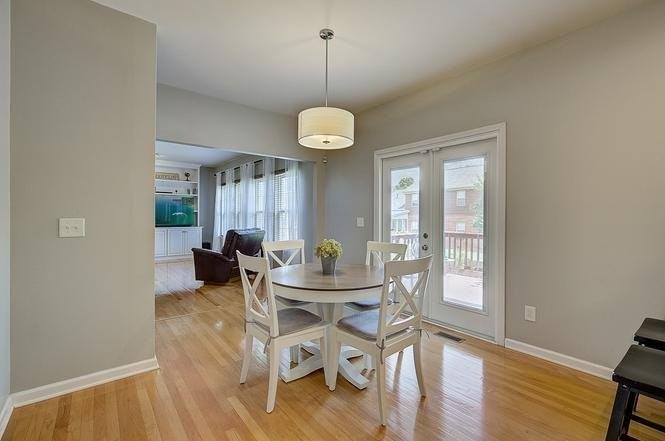 1304 Fenner Ct - Photo 4 of 20