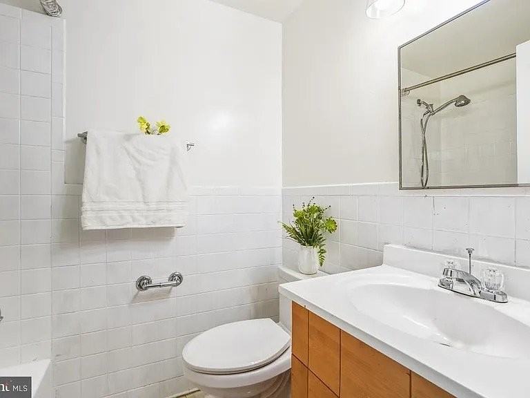 1021 Brice Rd - Photo 6 of 20