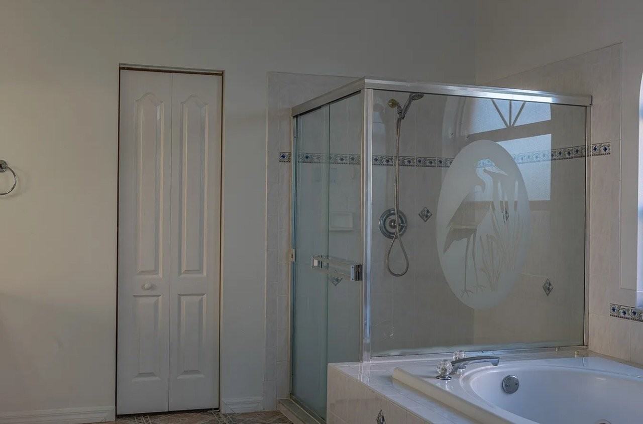 4717 Four Lakes Dr - Photo 4 of 9