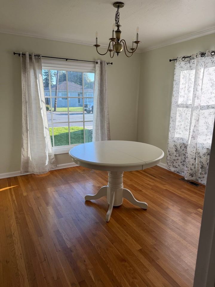 83 E Rosemary Ln - Photo 3 of 10