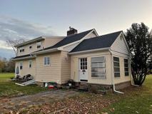 299 Bridgepoint Rd - Photo 1 of 1