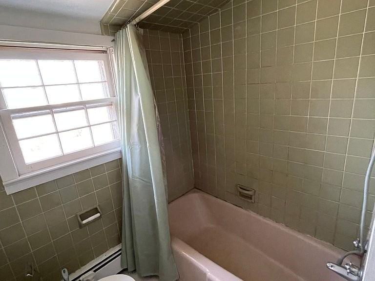 299 Bridgepoint Rd - Photo 3 of 16