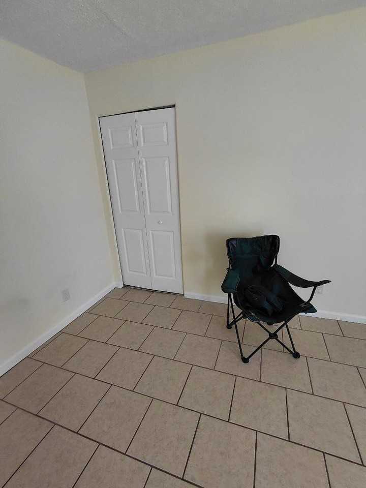 4401 Newport Rd #1 - Photo 6 of 17