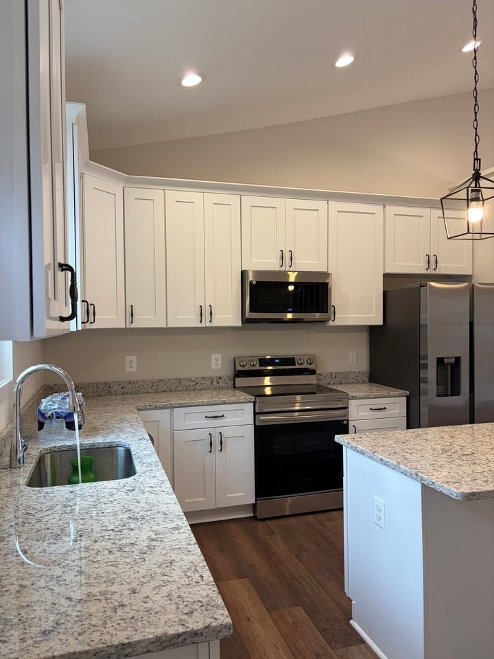 130 Poplar Ln - Photo 5 of 16