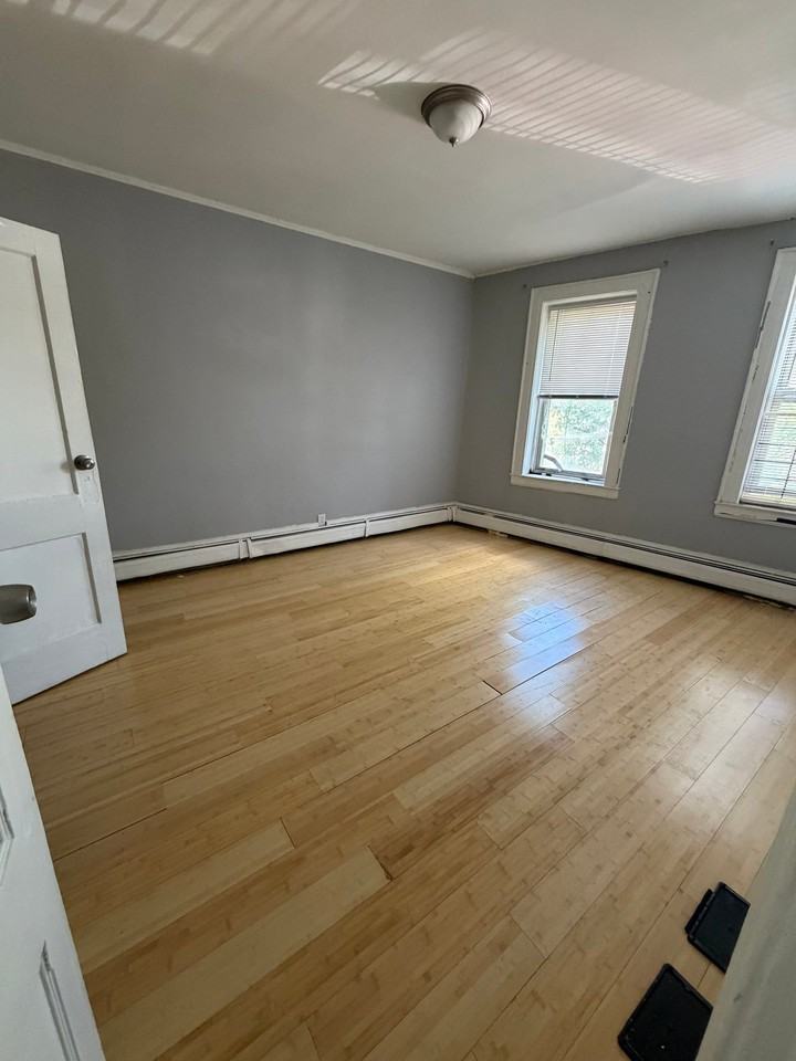 59 Park Ave #131-4 - Photo 3 of 4
