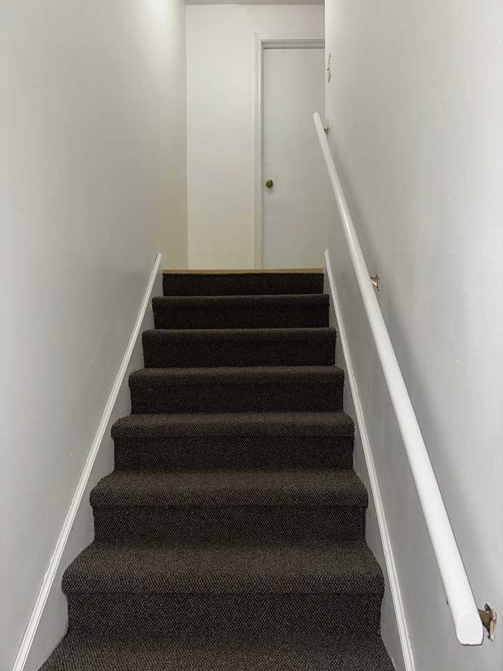 117 Sunset Ave - Photo 3 of 7