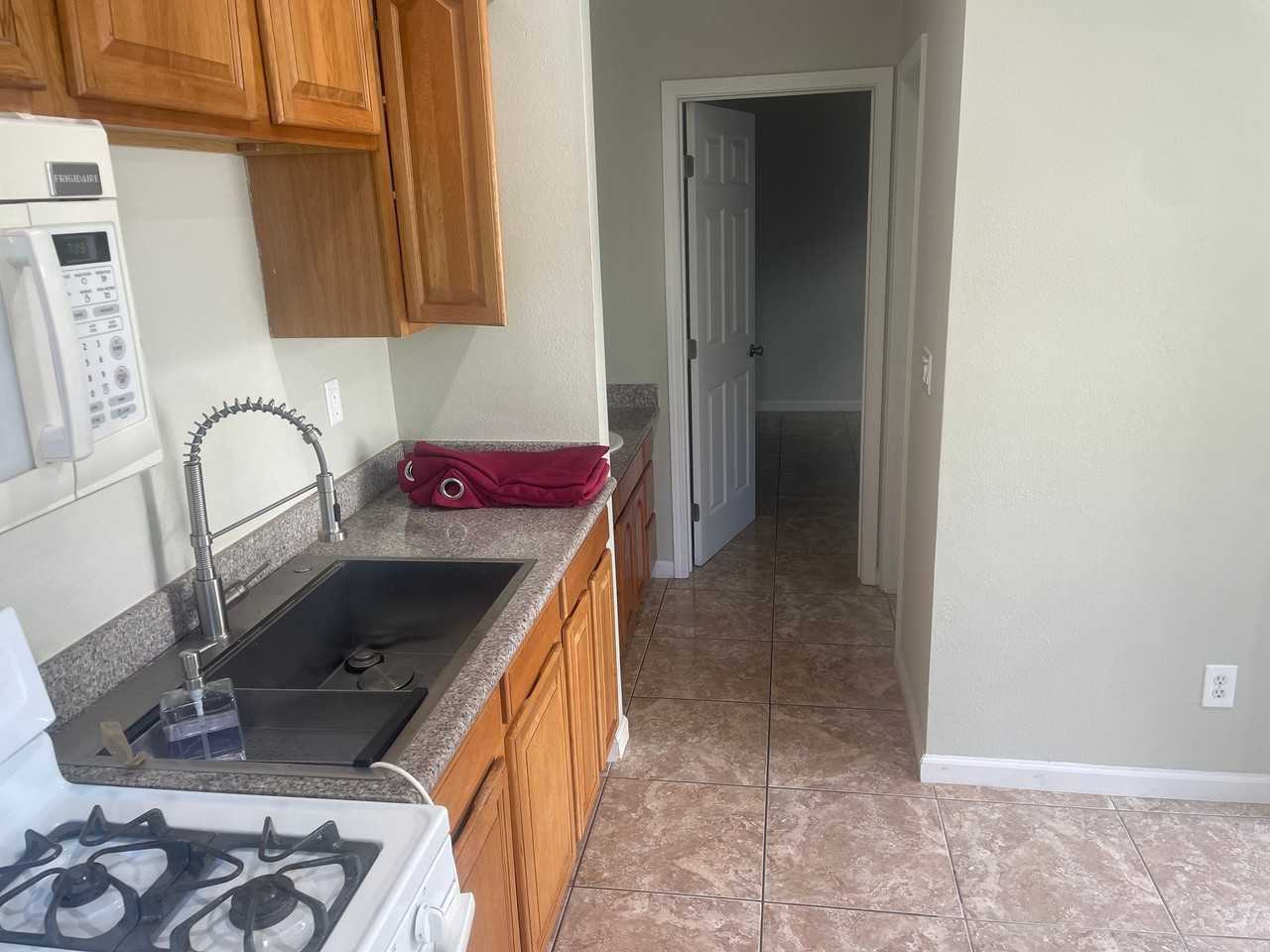 310 Snow Flake Way - Photo 2 of 10