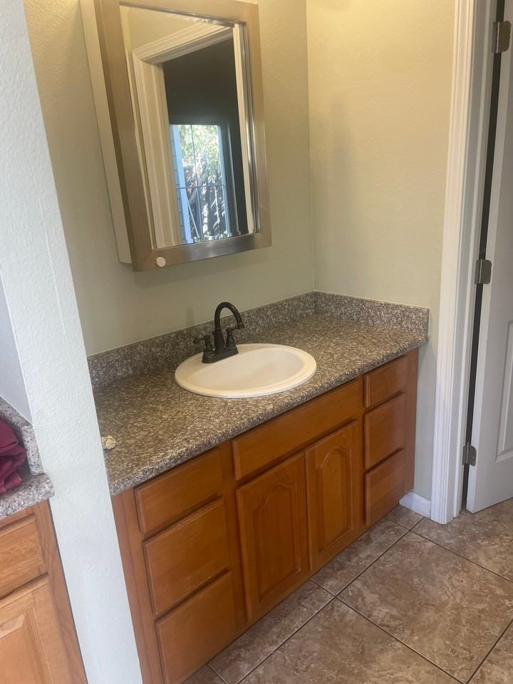 310 Snow Flake Way - Photo 6 of 10
