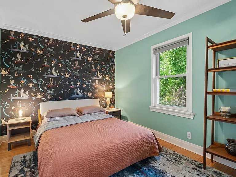 7722 Mason Ave - Photo 3 of 9