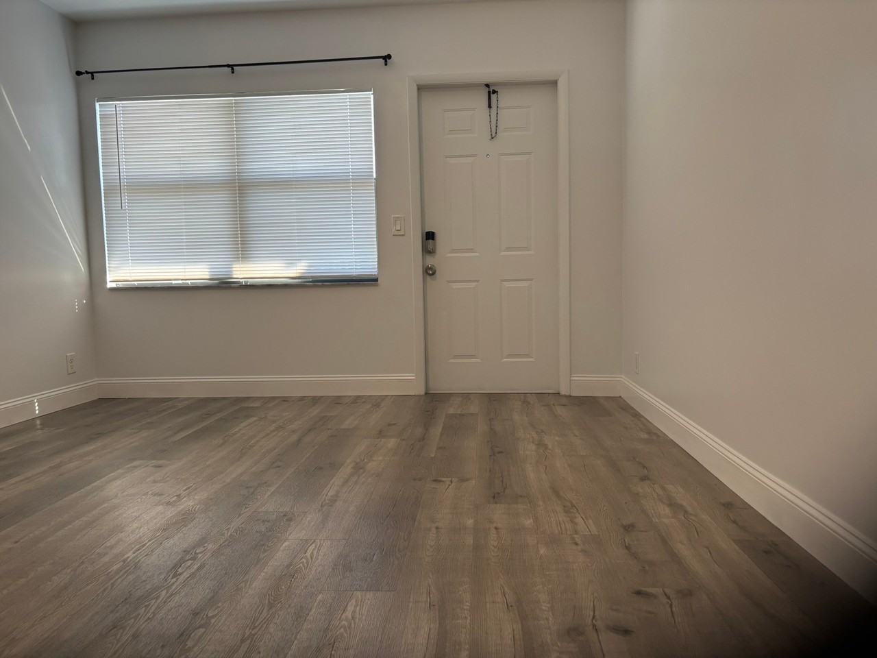 3507 Broadway #207 - Photo 4 of 11