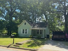 featured image of 203 Seymore Ave