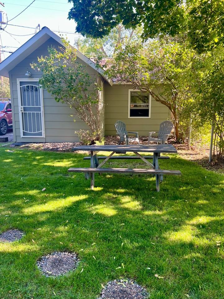 234 1/2 Edith St - Photo 2 of 13