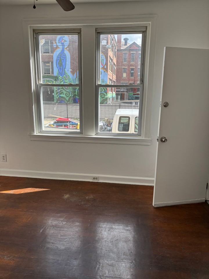 6019 Hazel Ave #1stFL - Photo 2 of 8