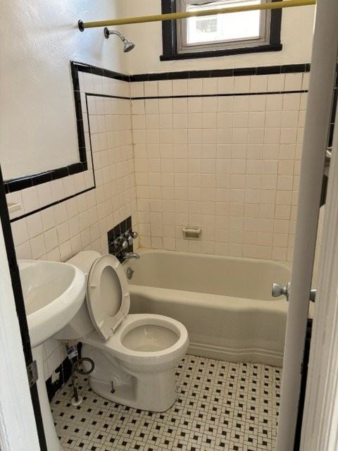 6019 Hazel Ave #1stFL - Photo 4 of 8
