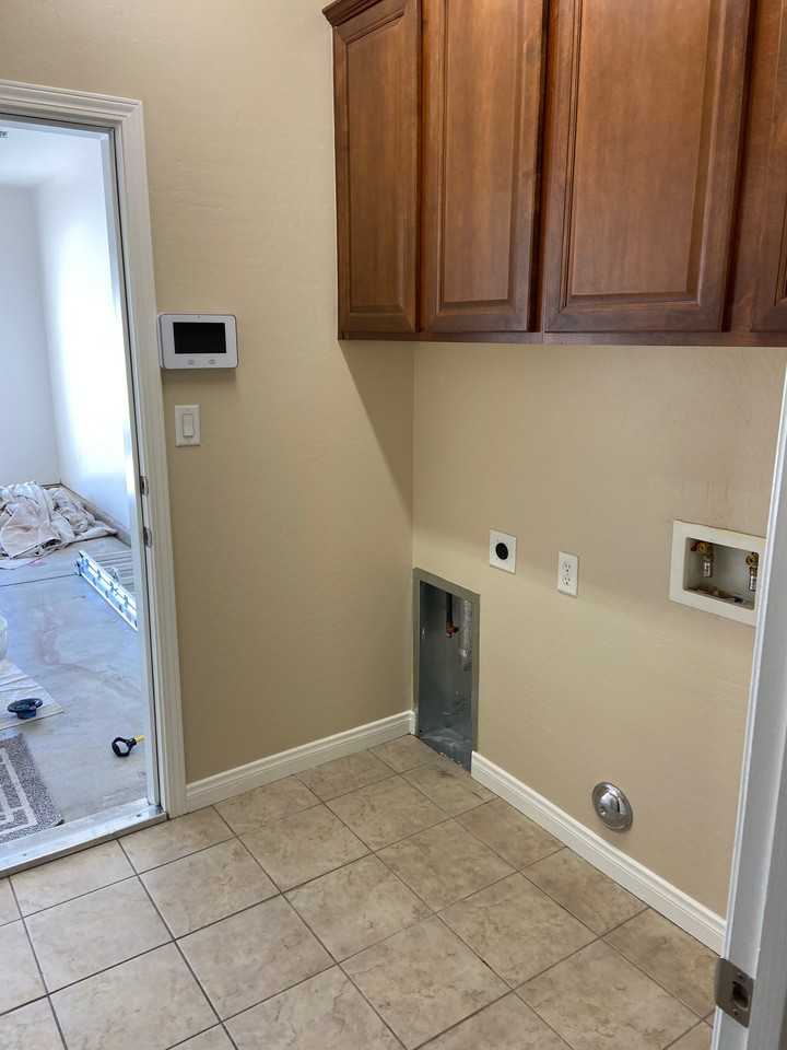 11100 Cypress Falls Ave - Photo 3 of 10